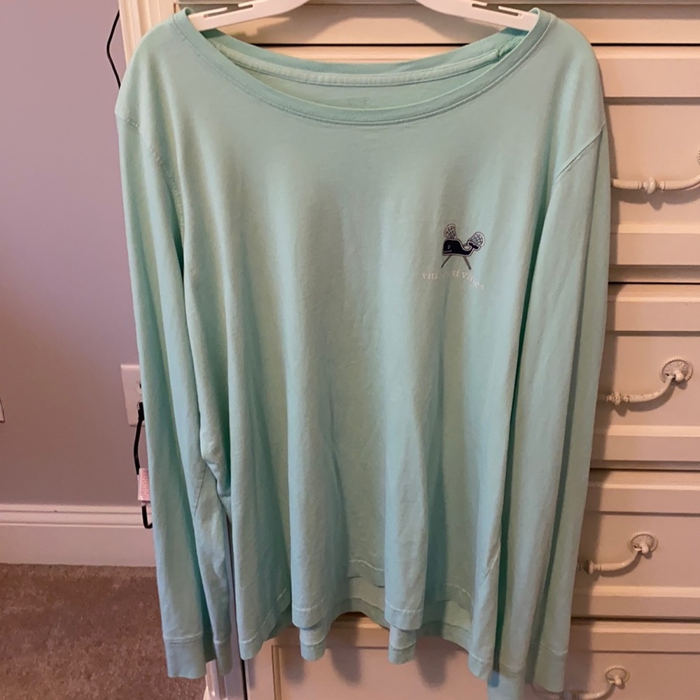 Blue Vineyard Vines T-Shirt - Picture 1 of 2